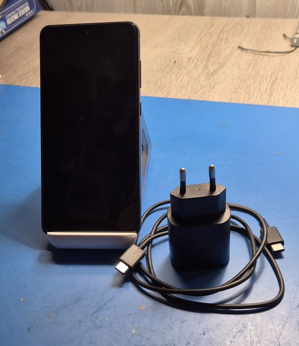 Samsung Galaxy S21 FE 5G 128GB - încărcător cu cablu 25W + 2 Huse