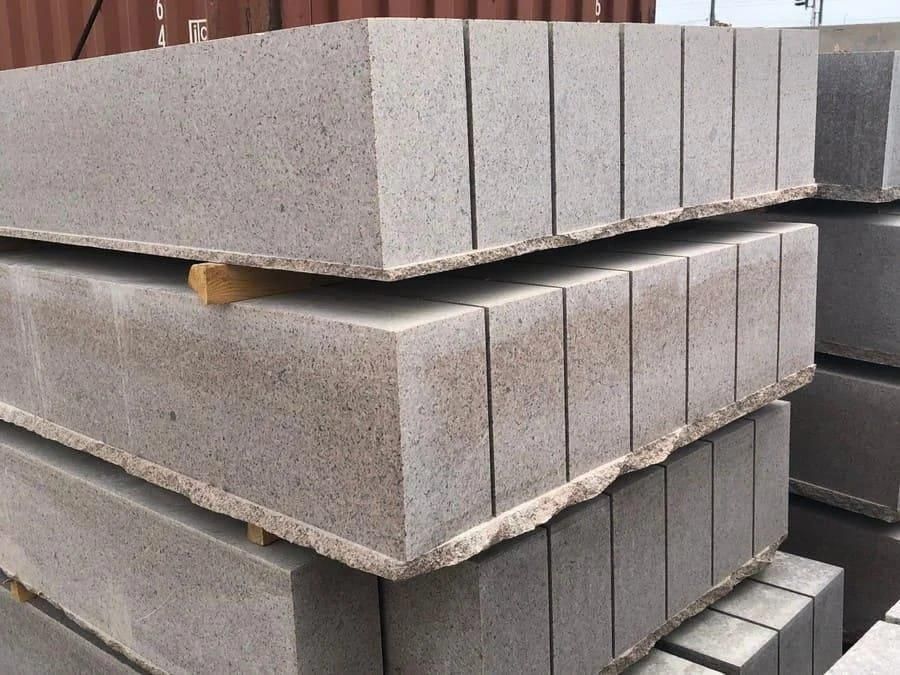 Бордюр гранитный