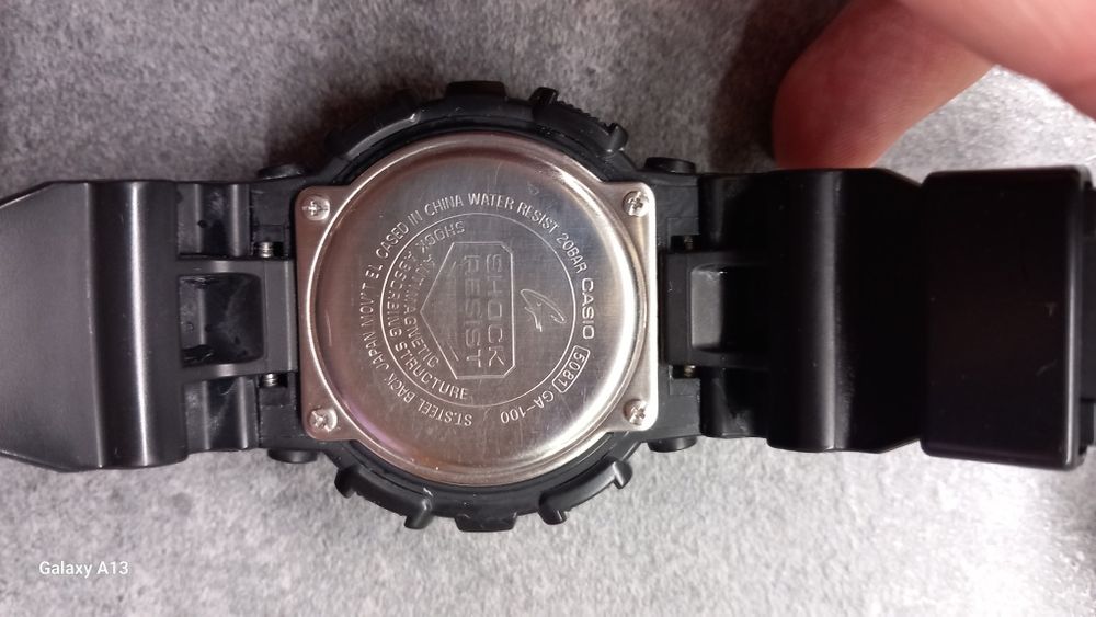 Часовник CASIO G-SHOCK