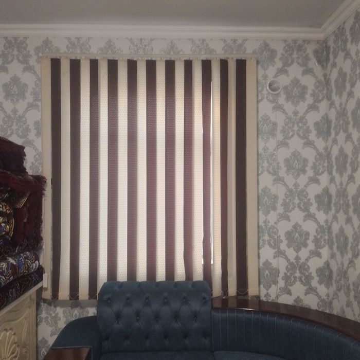 Jalyuzi sotiladi 2ta 1 juft