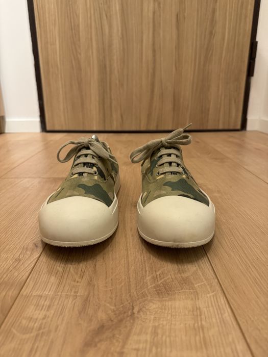 Prada ниски обувки