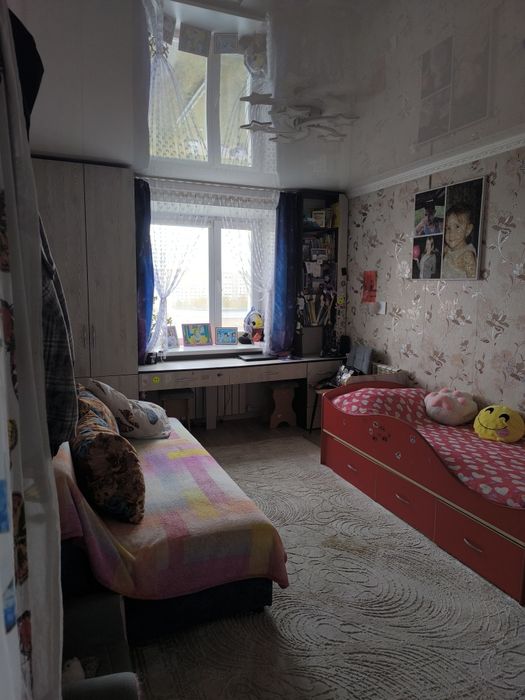 Продам 2-х комнатную квартиру(бывшее общежитие СХИ)