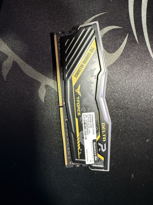 TeamGroup Delta R DDR4 3200 8GB