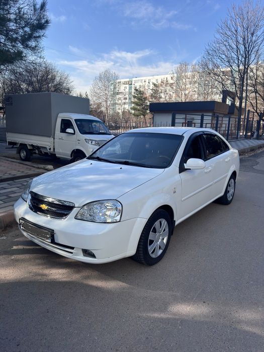 Chevrolet lacetti 2010