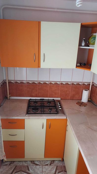 Garsoniera de vanzare vis-a-vis de IUPS