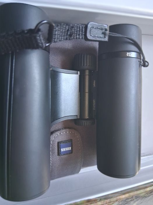 binoclu zeiss 8x25 victory pocket