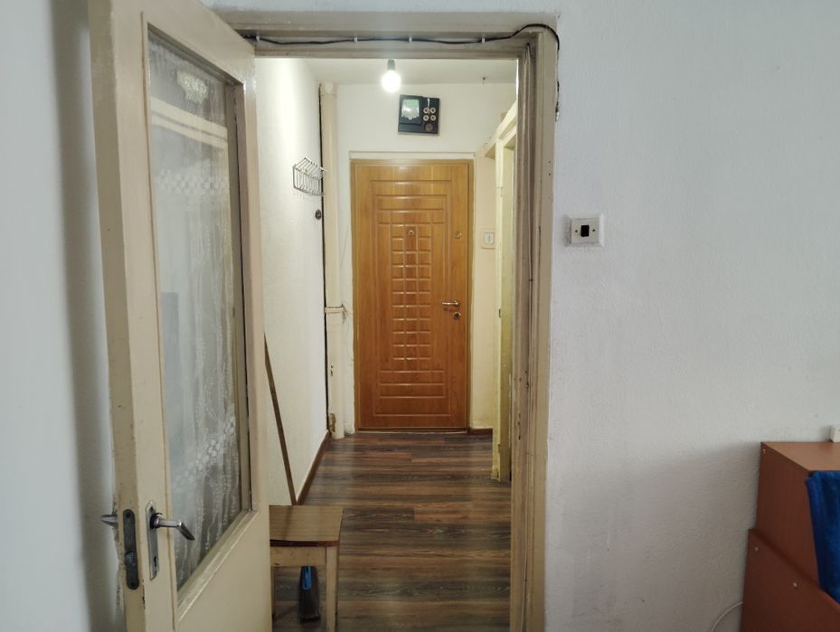 e închiriez apartament zona Nord utilat