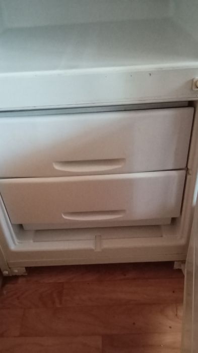 Холодильник Бирюса