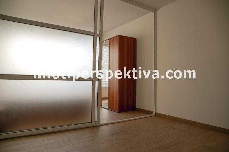 Продава се Тристаен апартамент в Пловдив, Кючук Париж - 64 кв.м за 1532 €/кв.м - Снимка #5