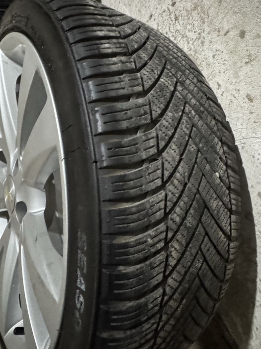 Kaptiva diska sotiladi