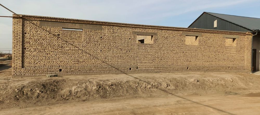 Avazdunakda uy sotiladi