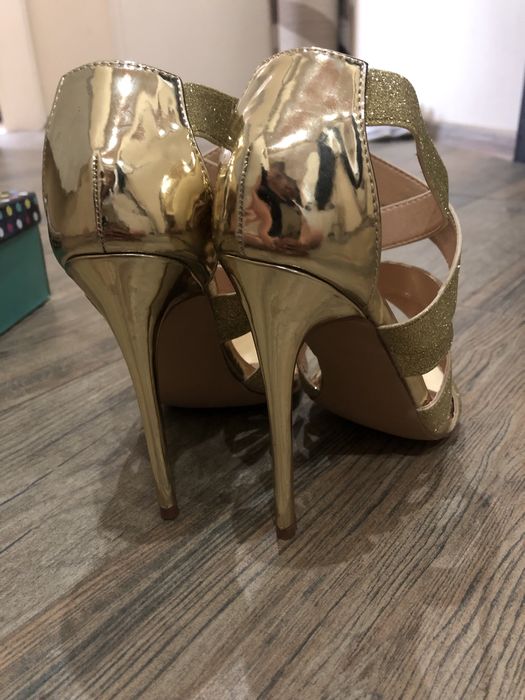 Дамски сандали 38м.