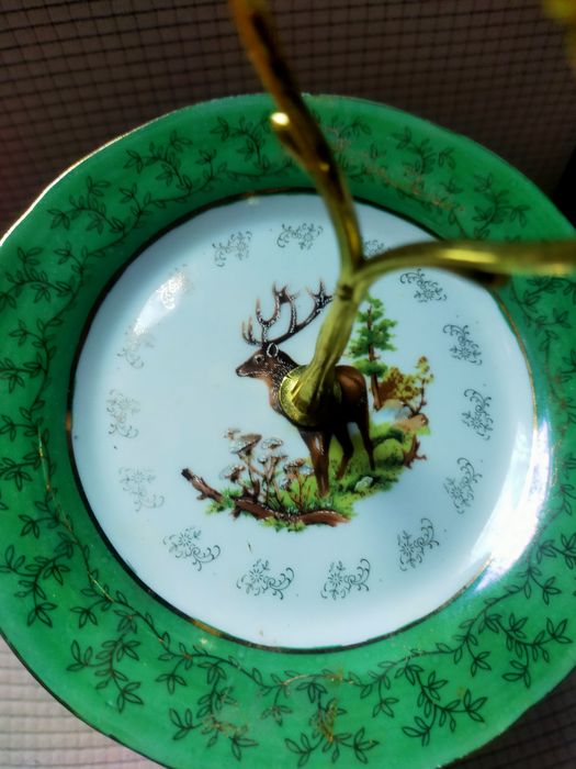 Трехъярусная тарелка