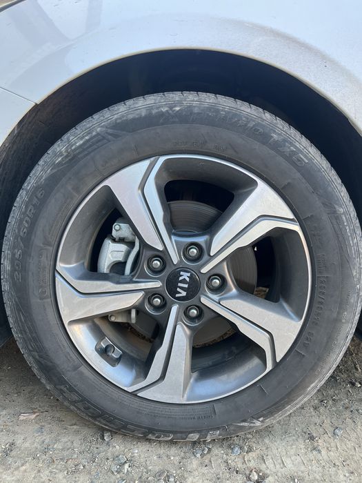 Kia cerato R16 диски/резина