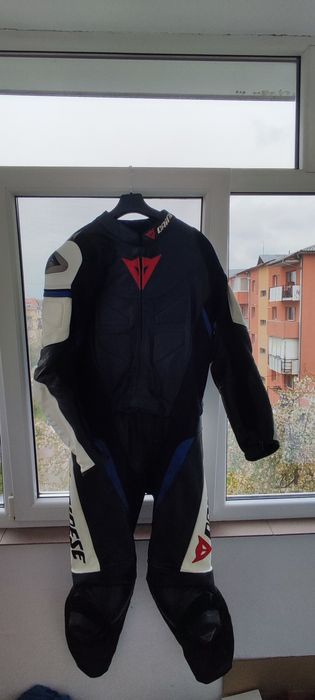 Costum motocicleta  Dainese