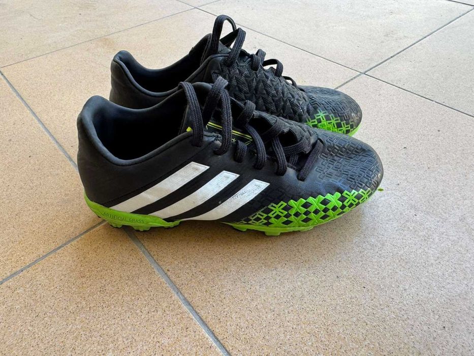 ADIDAS - Футболни обувки /Стоножки. № 33