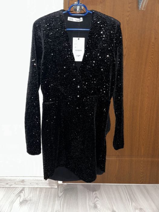 Rochie de seara neagra cu paiete