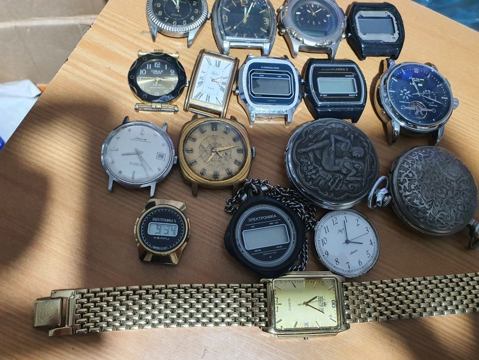 Продам   часы   разные