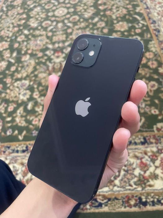 Iphone 12 в отличном состоянии