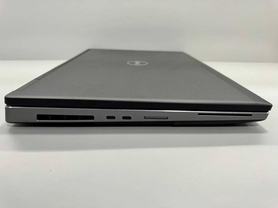 Laptop/Workstation SH Dell Precision 7730 i7-8850H QUADRO P5200 16 gb
