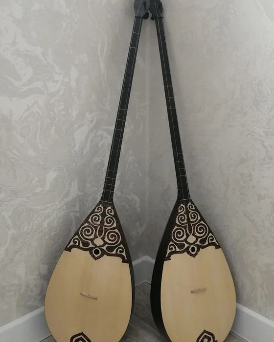 Ручная работа домбра