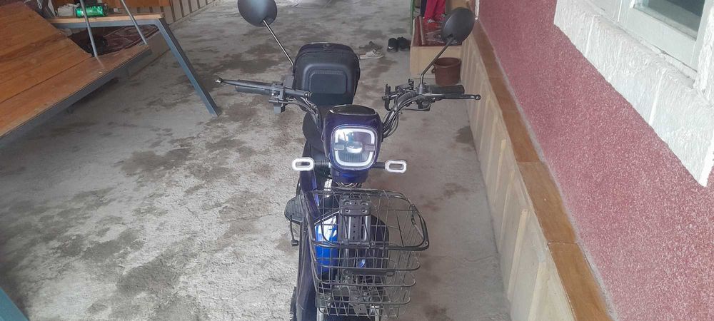 Скутер электрический