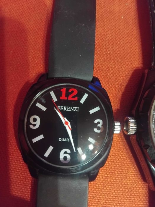 Лот часовници пет броя