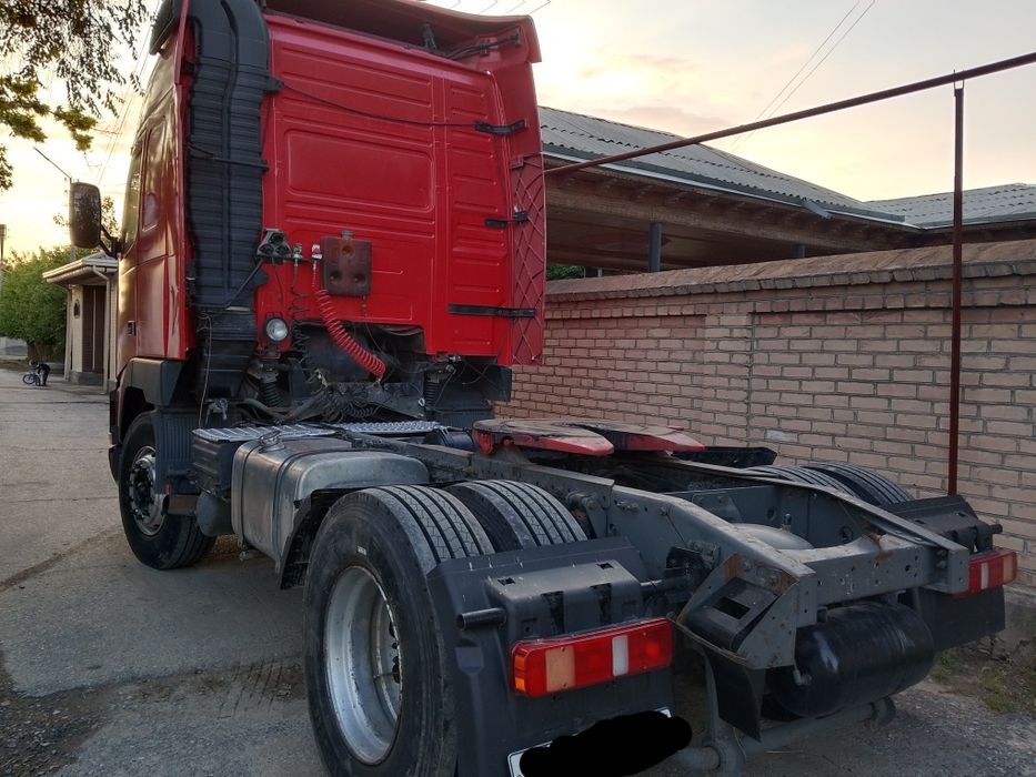 Volvo тягач фура