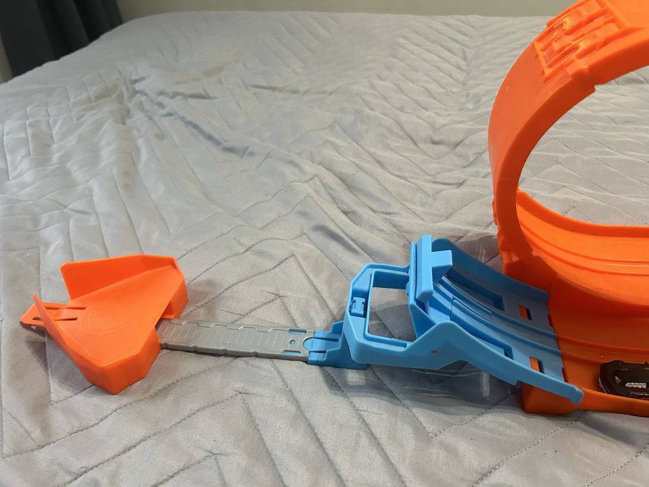 Оригинал Hot Wheels трек