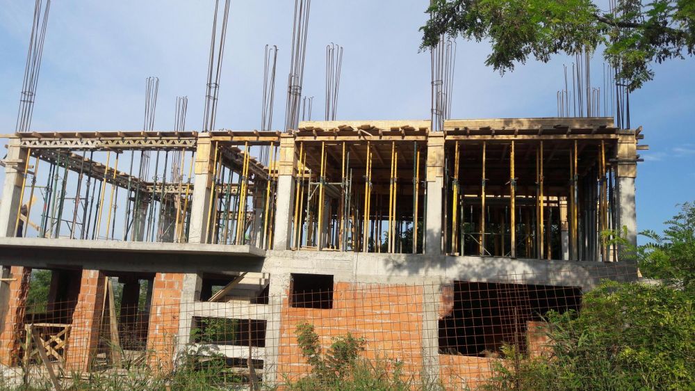 Schele , popi , panouri.