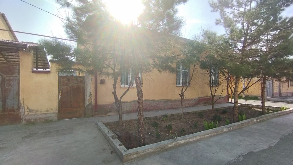 Срочно Намунали уй сотилади 6 сотых