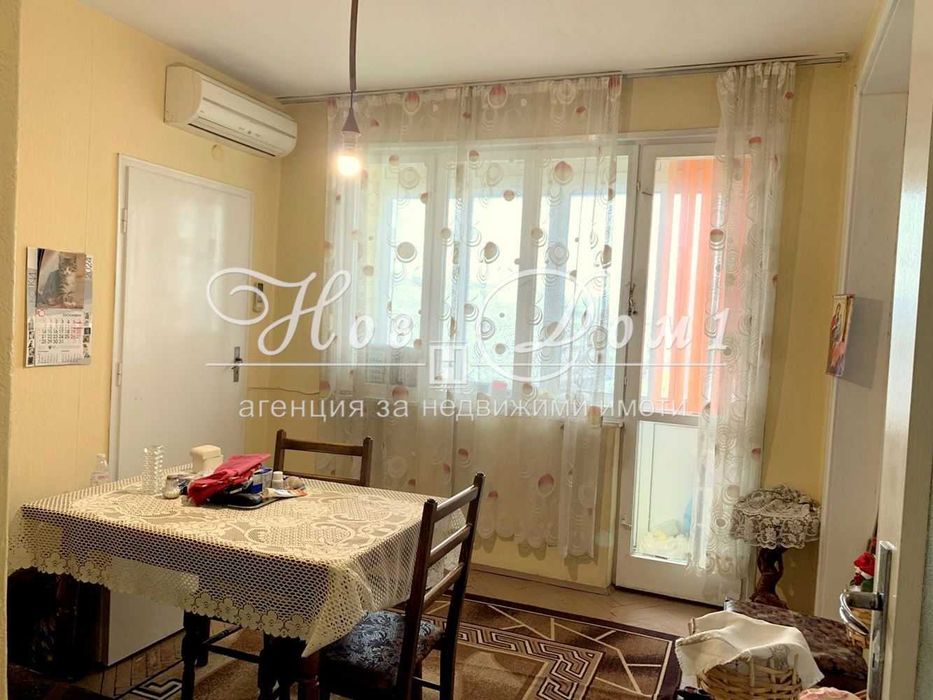 Продава се Многостаен апартамент в Варна, Център - 94 кв.м за 1985 €/кв.м - Снимка #2