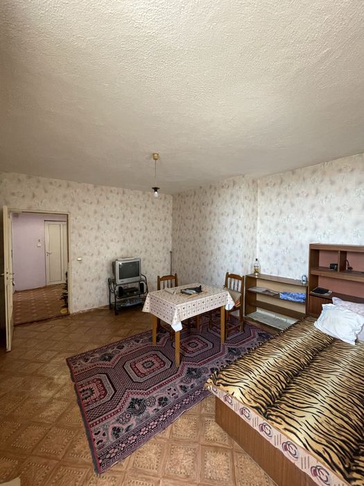 Продава се Тристаен апартамент в Гълъбово - 66 кв.м за 228 €/кв.м - Снимка #5