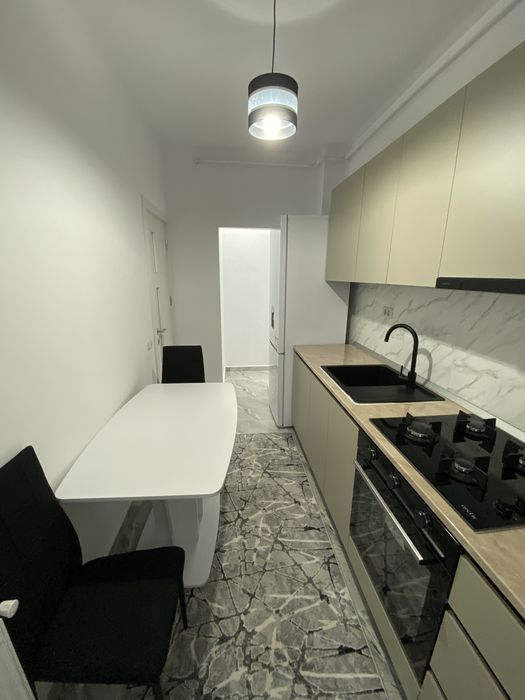 Garsoniera de inchiriat