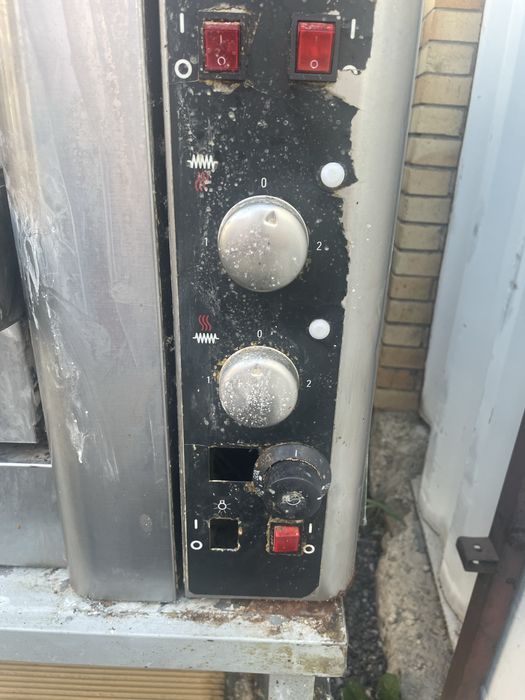 Пицца печка большоя