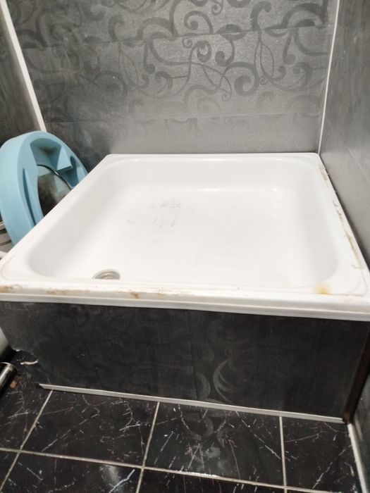 Душевой учун ванна б/у паддони б/н срочный сотилади 550 Минг ками бор