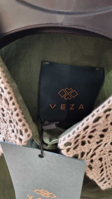 Риза  на българският бранд Veza