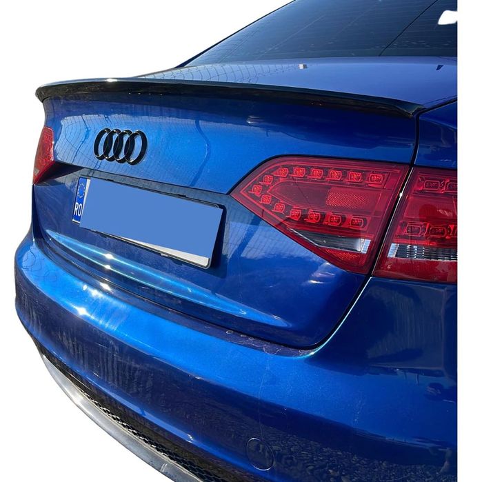 Eleron portbagaj RS4 style compatibil cu Audi A4 B8 negru lucios