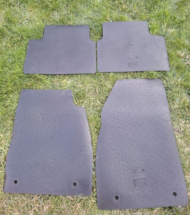 Vand set covorase cauciuc / presuri originale GM Insignia A 2009-2016