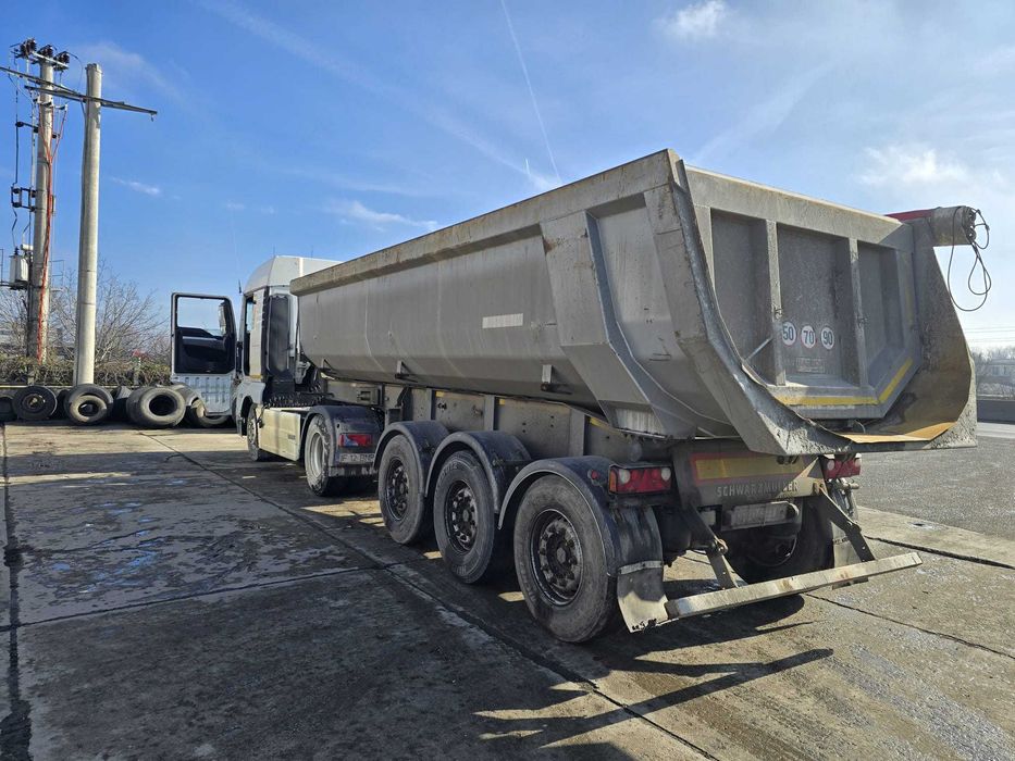 Semiremorcă basculantă Schwarzmüller SK