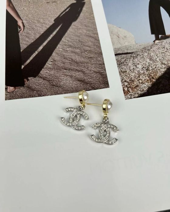 Cercei Chanel Chanel CC Pearl Drop Dangle Earrings ! la comanda