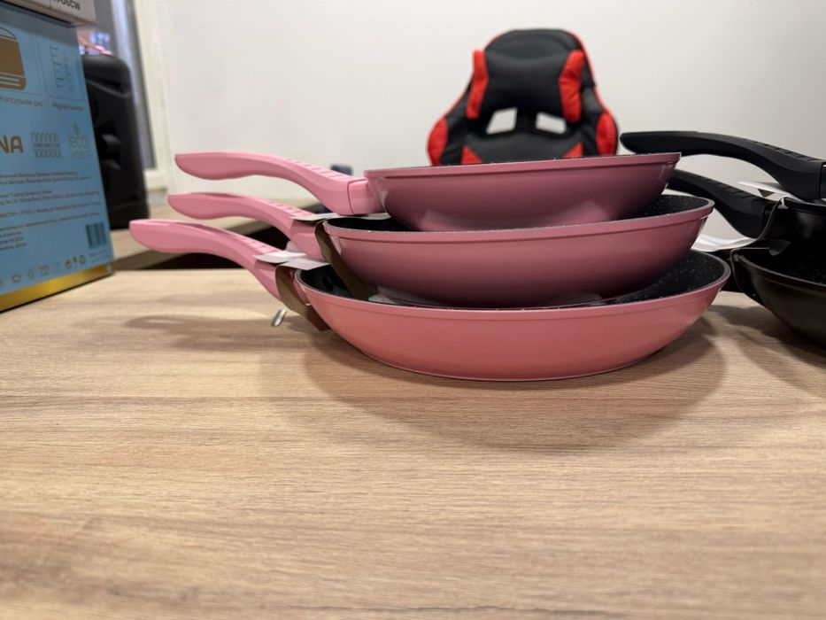 Комплект тигани с мраморно покритие