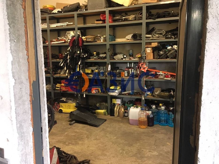 Готов бизнес! Логистична компания в гр. Карнобат, обл. Бургас,