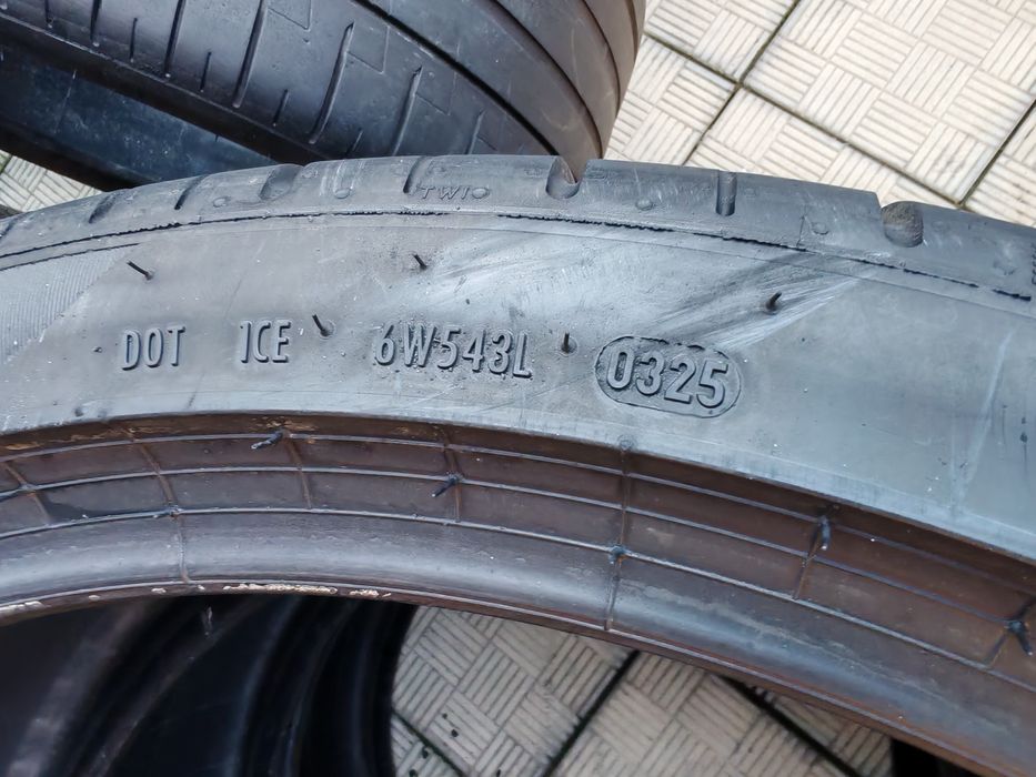 275 35 23 și 315 30 23,câte 2 buc vara Pirelli, PZero, 2025