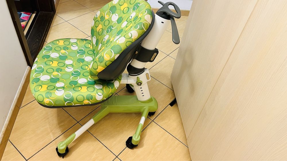 Vand scaun ergonomic Kid metal verde  Mobexpert