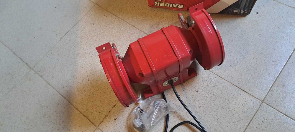 Шмиргел Raider 250 w