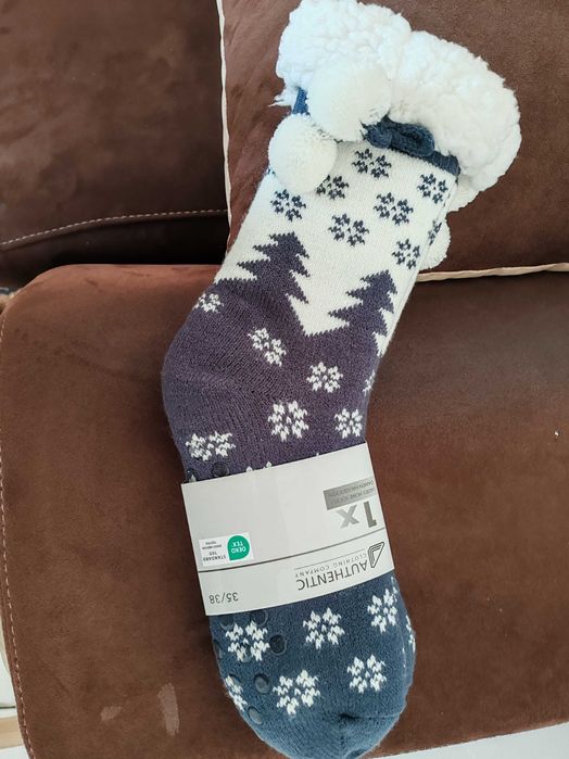 Ватирани чорапи нови