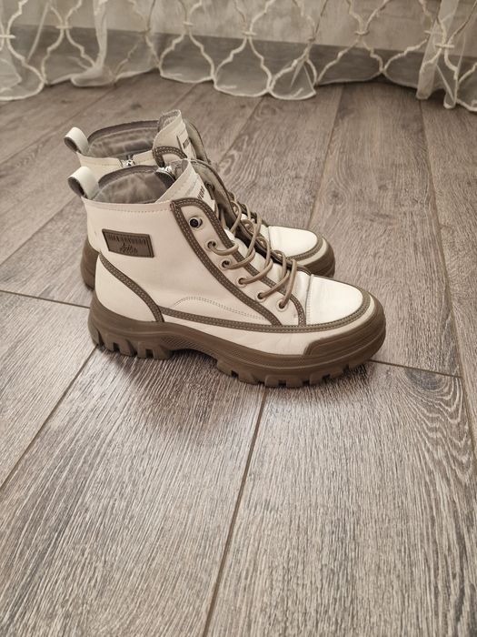 Обувь на девочку, женская