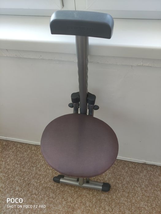 Метален сгъваем стол за гладене