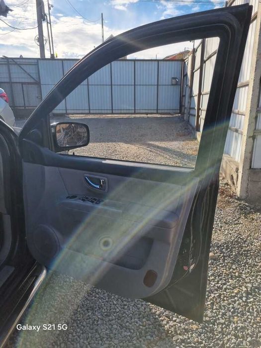 Usa Dreapta Fata Kia Sorento 2006 - 2009 SUV 4 Usi EBONY BLACK Eb (1390)